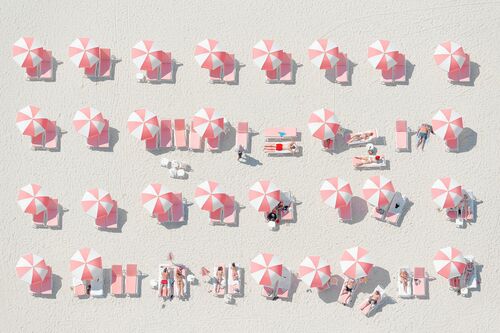 PINK UMBRELLAS PINK UMBRELLAS