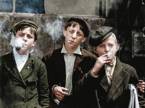 1910 THEY WERE ALL SMOKING MISSOURI 1910 THEY WERE ALL SMOKING MISSOURI